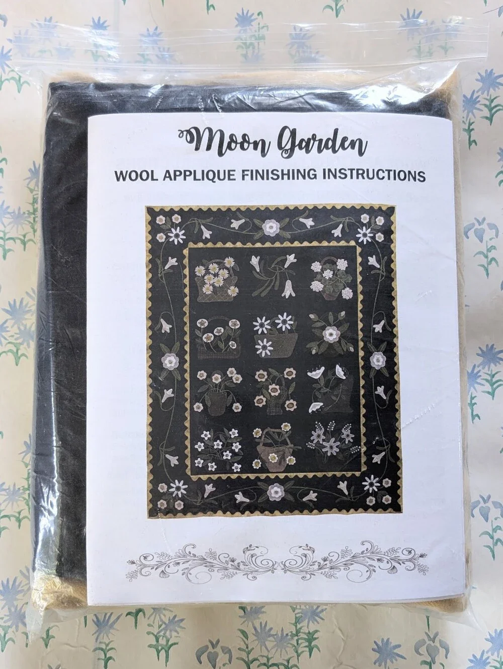 Primitive Gatherings Moon Garden Applique Border Quilt Kit NEW Wool Floral Black